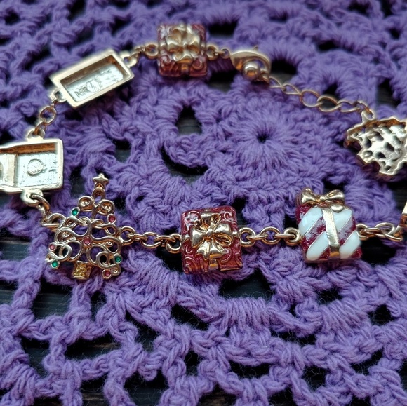 Vintage christmas braclett - Picture 2 of 2